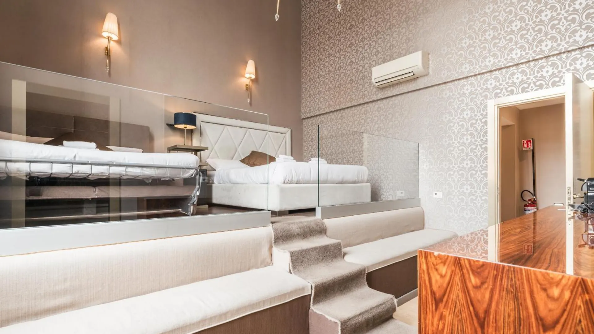 Penthouse Suite Rome - Private Suites 3*,
