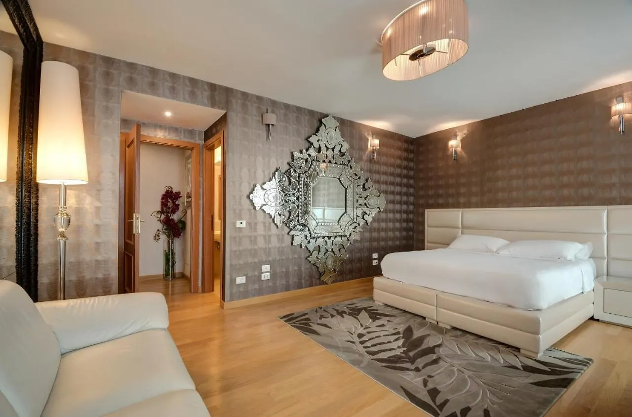 *** Pensjonat Penthouse Suite Rome - Private Suites Włochy