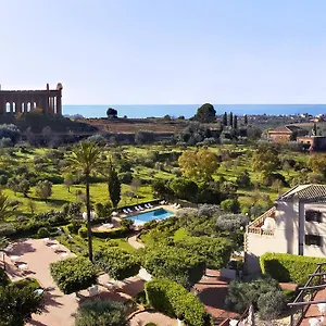 Athena Italie