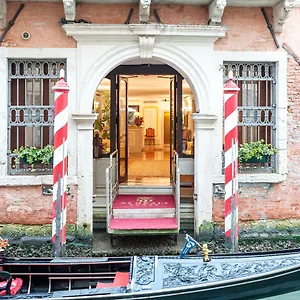 Ai Reali - Small Luxury Of The World Italie