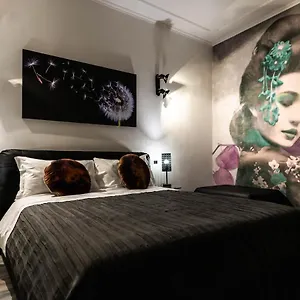 Trevi & Pantheon Design Рим