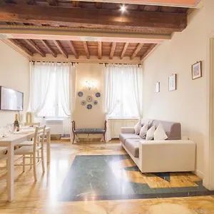  Apartment Gregoriana