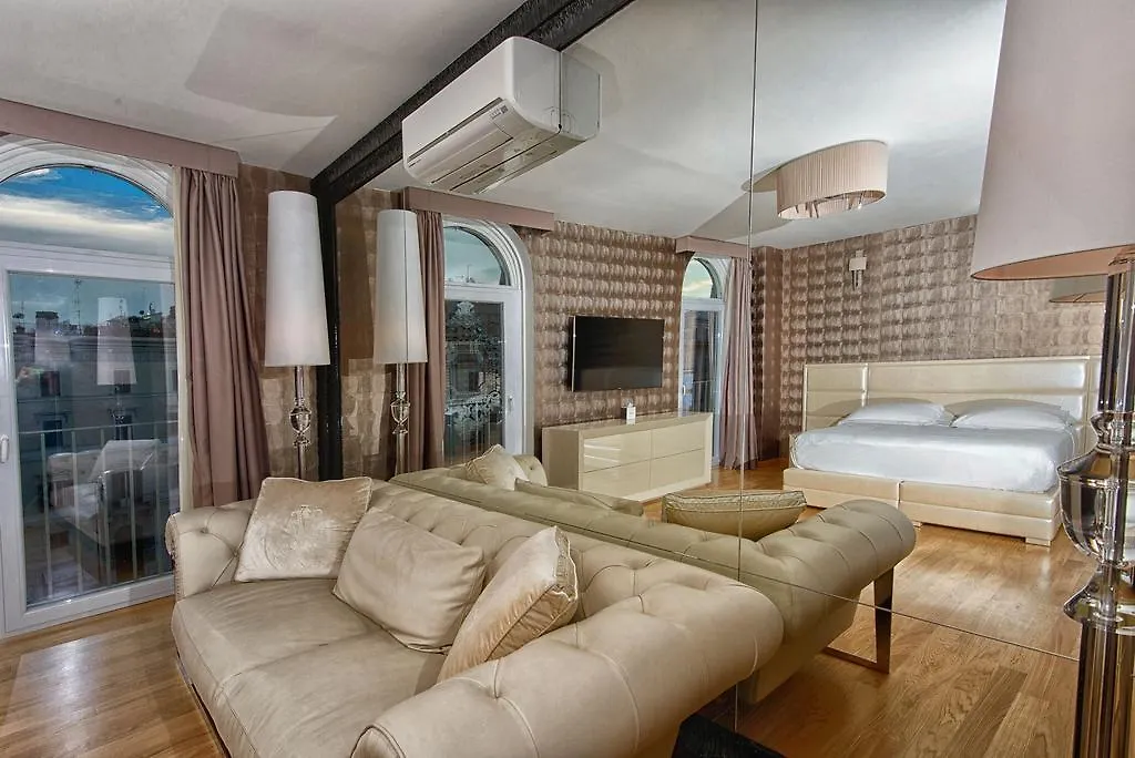 Penthouse Suite Rome - Private Suites Guest house